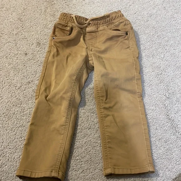 Toddler boys play clothes - Picture 4 of 8